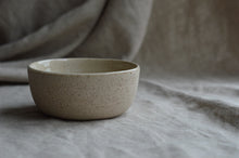 Load image into Gallery viewer, speckled bowl